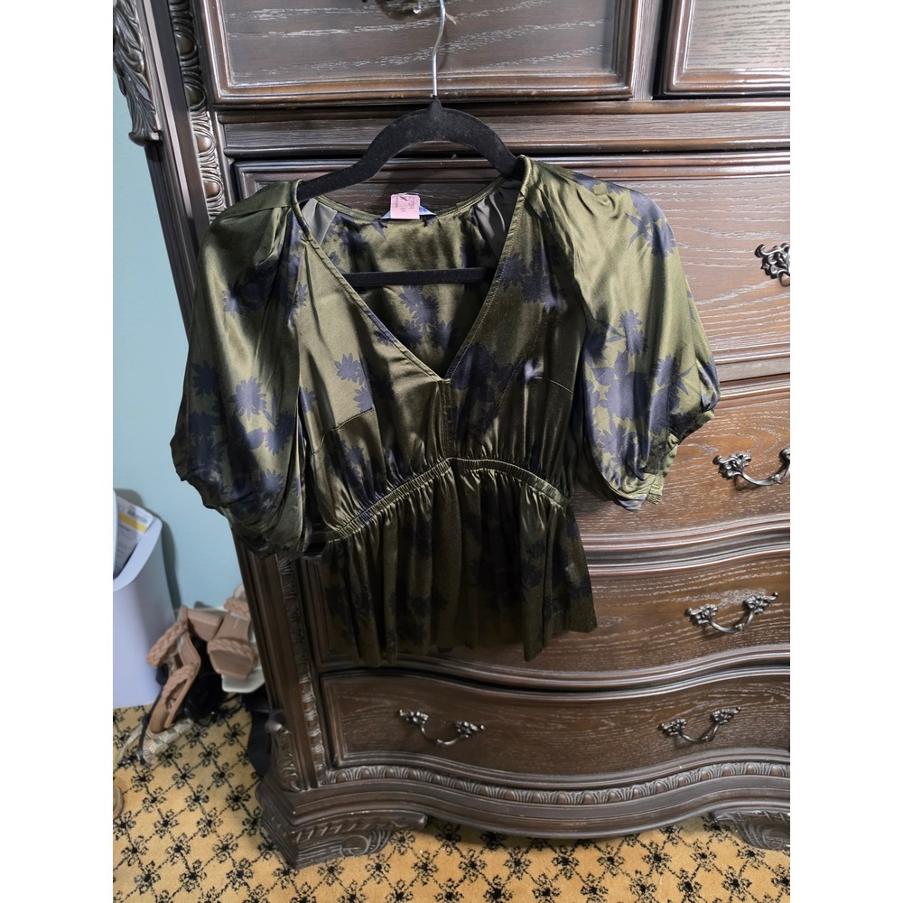 Madewell Olive Green Floral Satin Puff Sleeve V-Neck Peplum Top XS CKP493155095